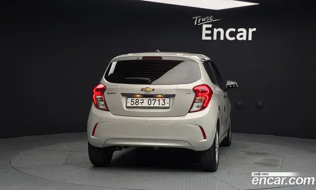 Chevrolet Spark 2016 1.0 автомат (гидро), миниатюра 4