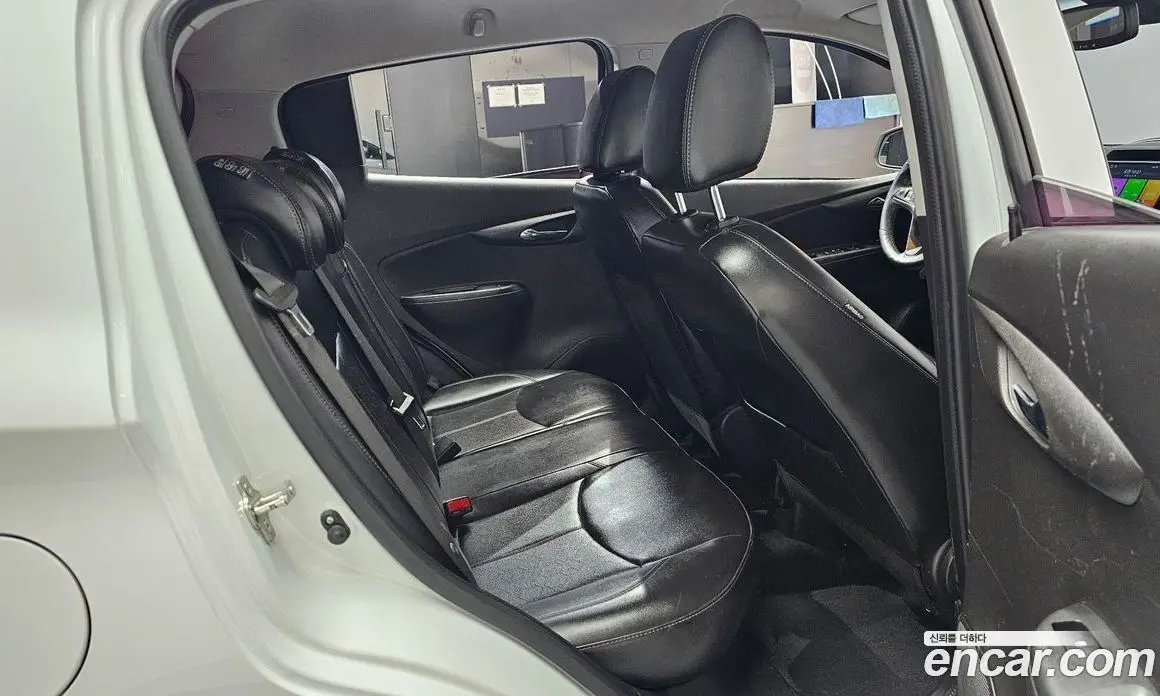 Chevrolet Spark 2018 1.0 автомат (гидро), фото 16