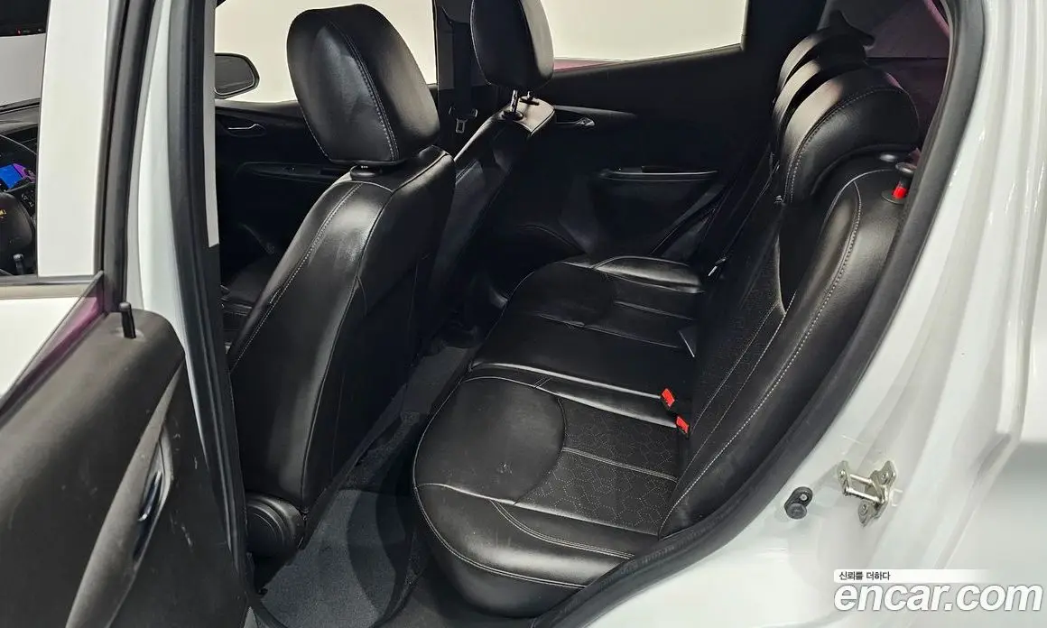 Chevrolet Spark 2018 1.0 автомат (гидро), фото 27