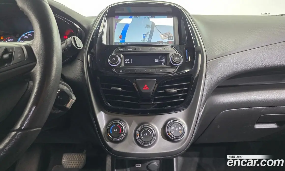 Chevrolet Spark 2019 1.0 автомат (гидро), фото 13