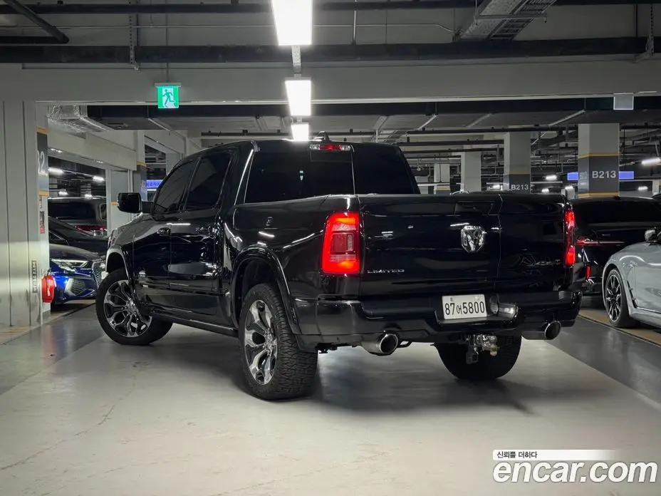 Dodge Ram Pick Up 2020 5.7 автомат (гидро), фото 2 Dodge Ram Pick Up 2020 5.7 автомат (гидро), фото 2