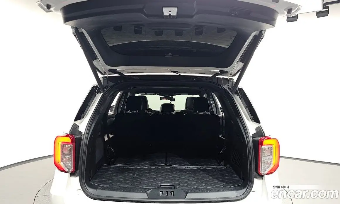 Ford Explorer 2019 2.3 автомат (гидро), фото 23