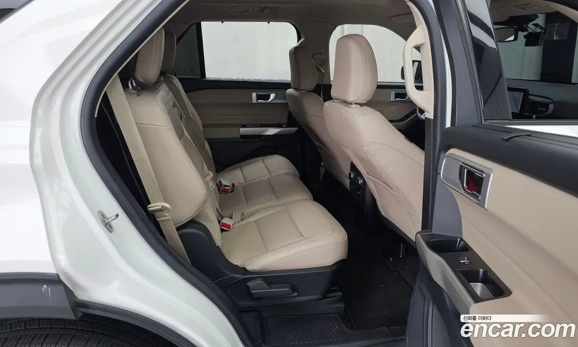 Ford Explorer 2022 2.3 автомат (гидро), фото 18