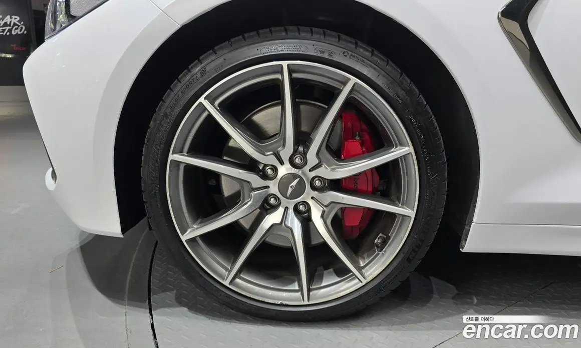 Genesis G70 2018 2.0 автомат (гидро), фото 5