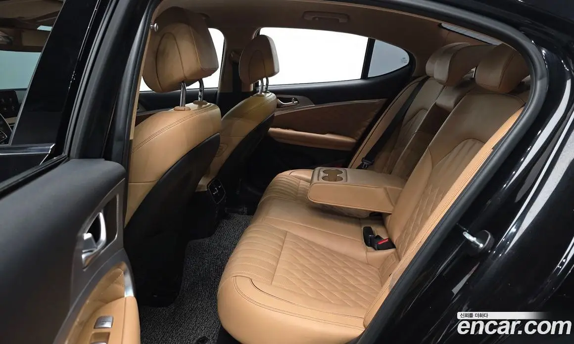 Genesis G70 2020 2.0 автомат (гидро), фото 16