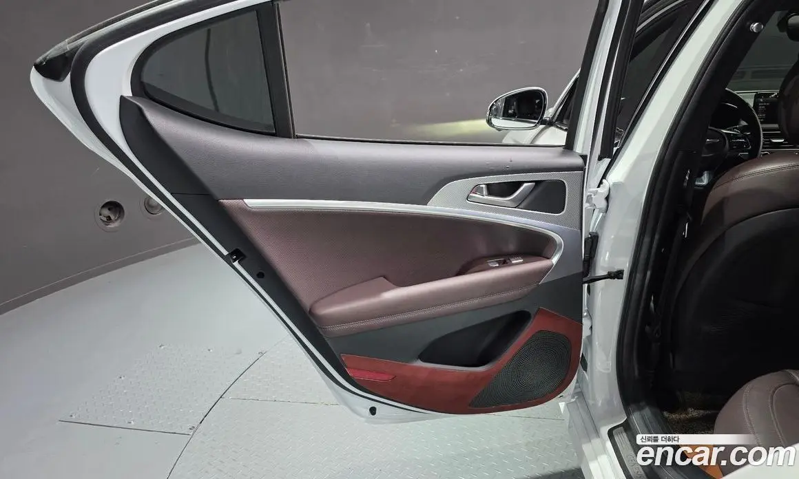 Genesis G70 2021 2.0 автомат (гидро), фото 15