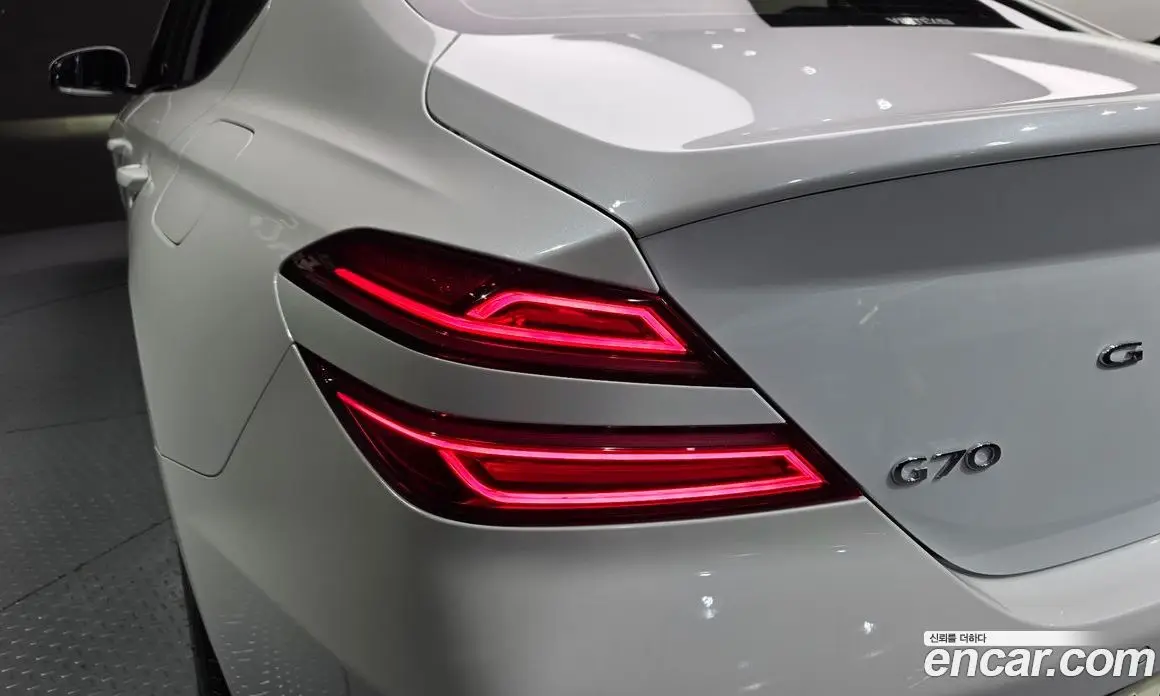Genesis G70 2021 2.0 автомат (гидро), фото 9