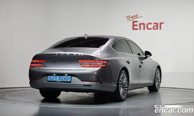 Genesis G80 2022 0.2 автомат (гидро), миниатюра 2