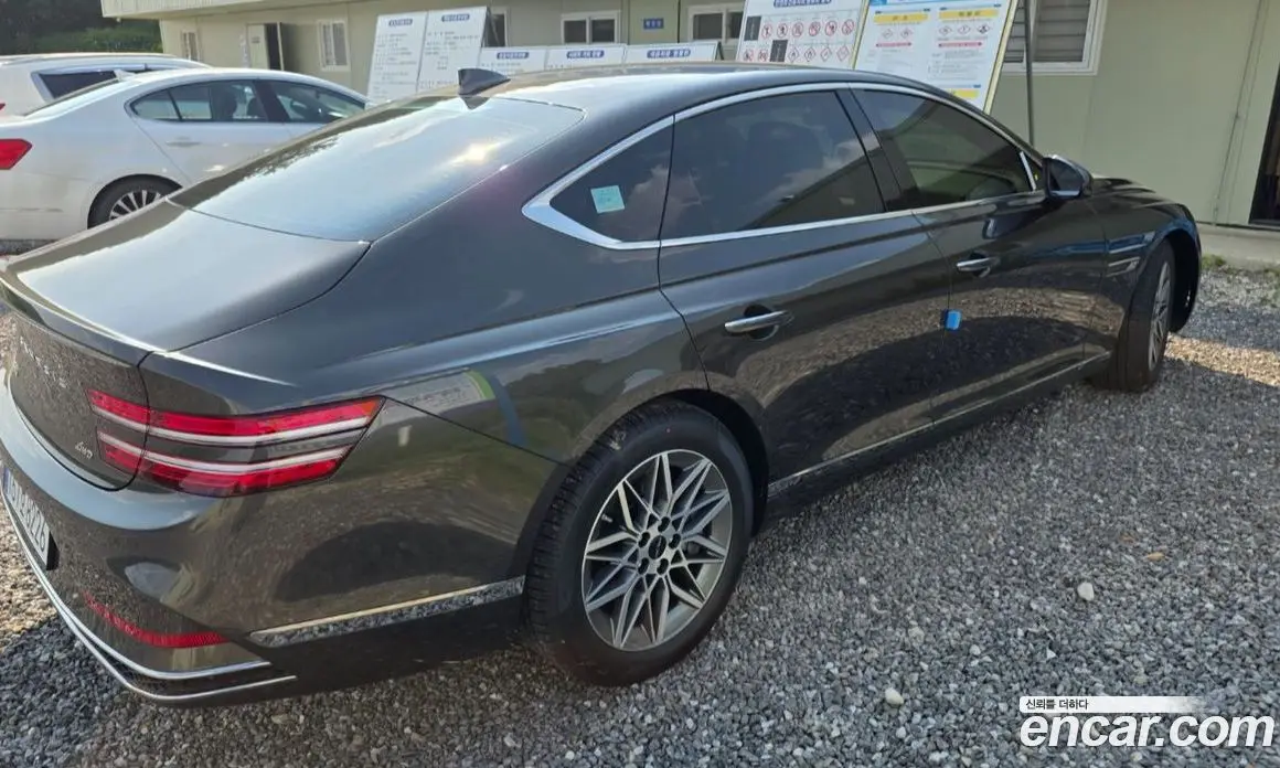 Genesis G80 2026 2.5 автомат (гидро), фото 4