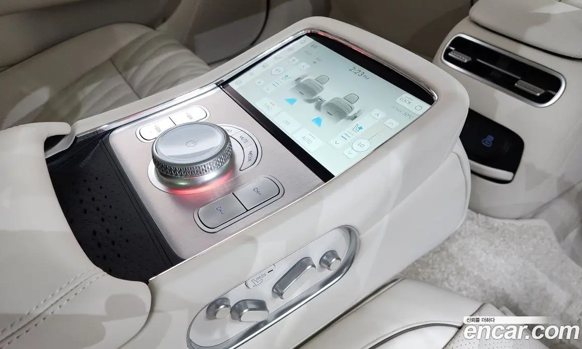 Genesis G90 2023 3.5 автомат (гидро), фото 17