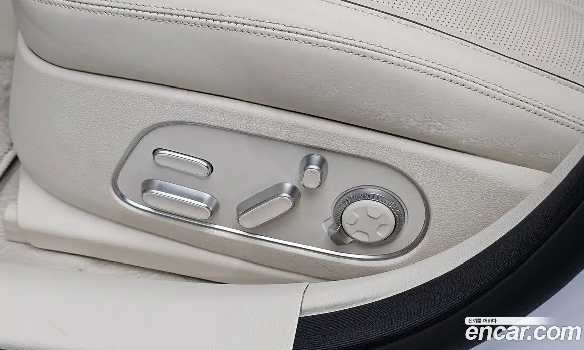 Genesis G90 2024 3.5 автомат (гидро), фото 30