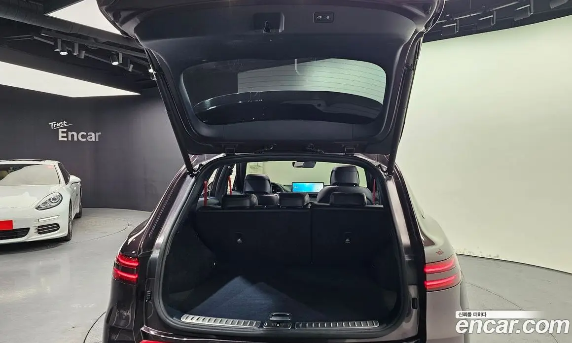 Genesis GV70 2021 2.5 автомат (гидро), фото 19