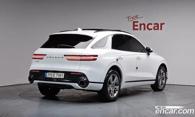 Genesis GV70, 2021, 64 302 км