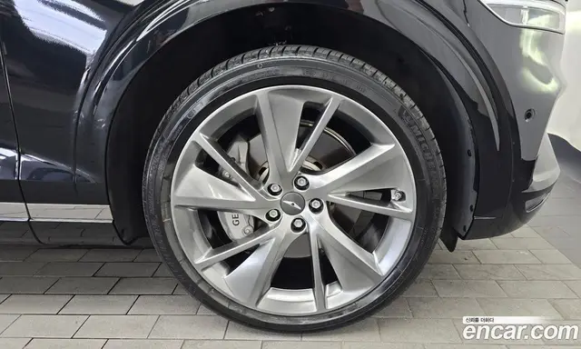 Genesis GV70 2023 2.5 автомат (гидро), миниатюра 7