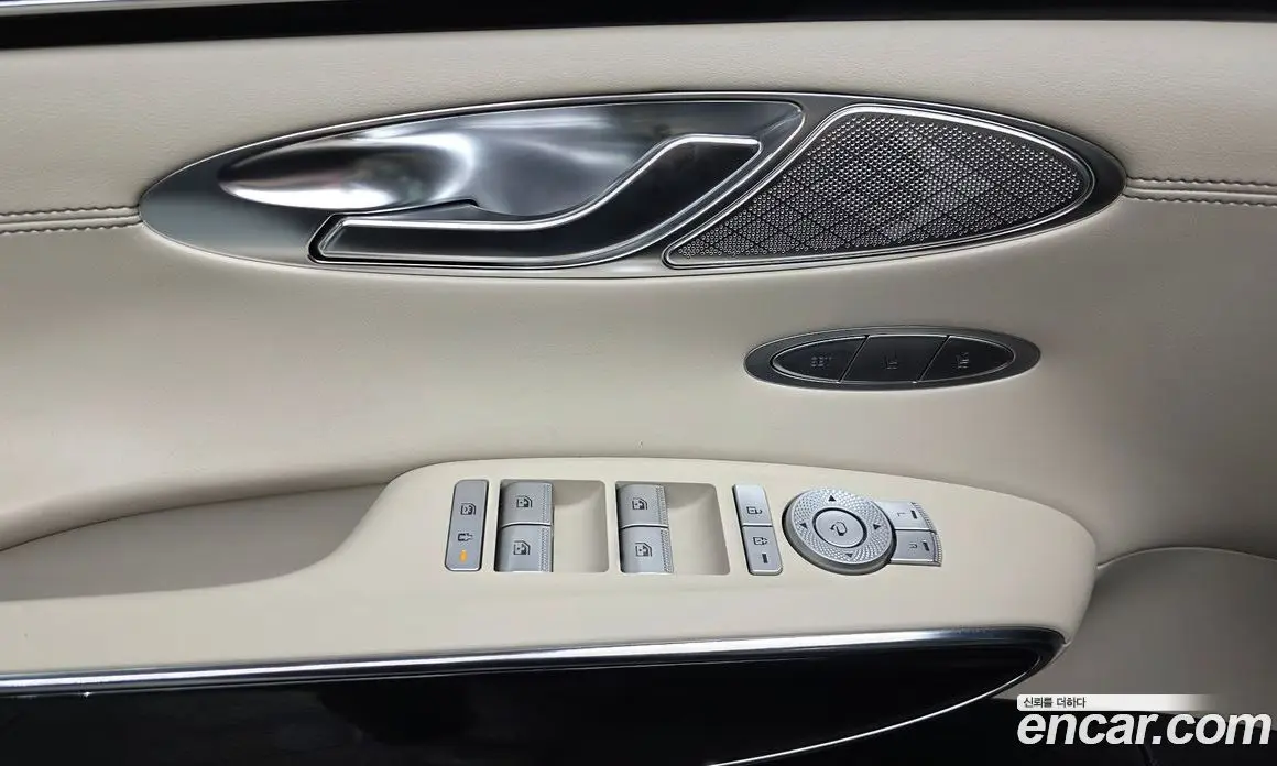 Genesis GV70 2023 2.5 автомат (гидро), фото 24