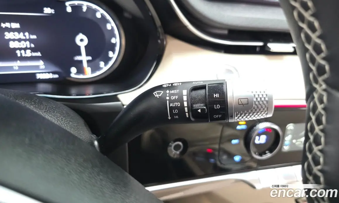 Genesis GV70 2023 2.5 автомат (гидро), фото 27