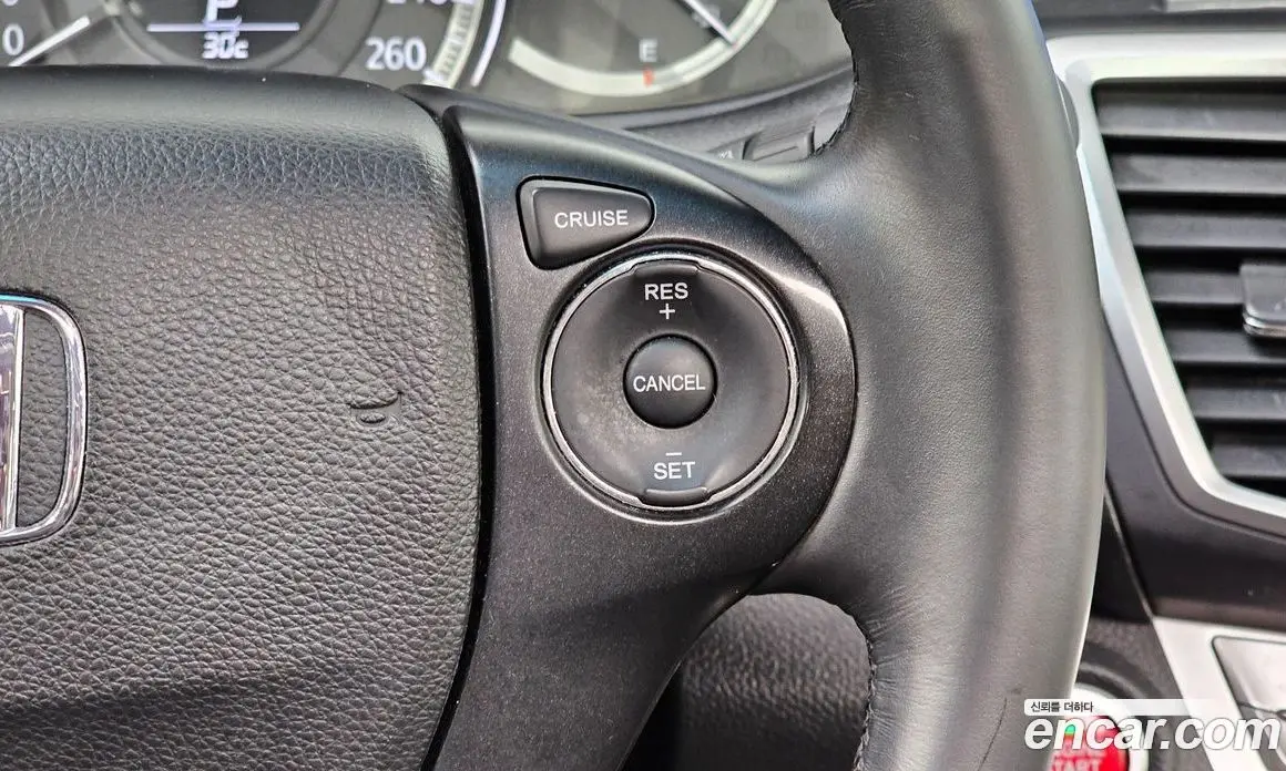Honda Accord 2015 2.4 автомат (гидро), фото 16