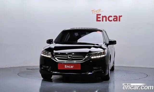 Honda Accord 2015 2.4 автомат (гидро), миниатюра 3