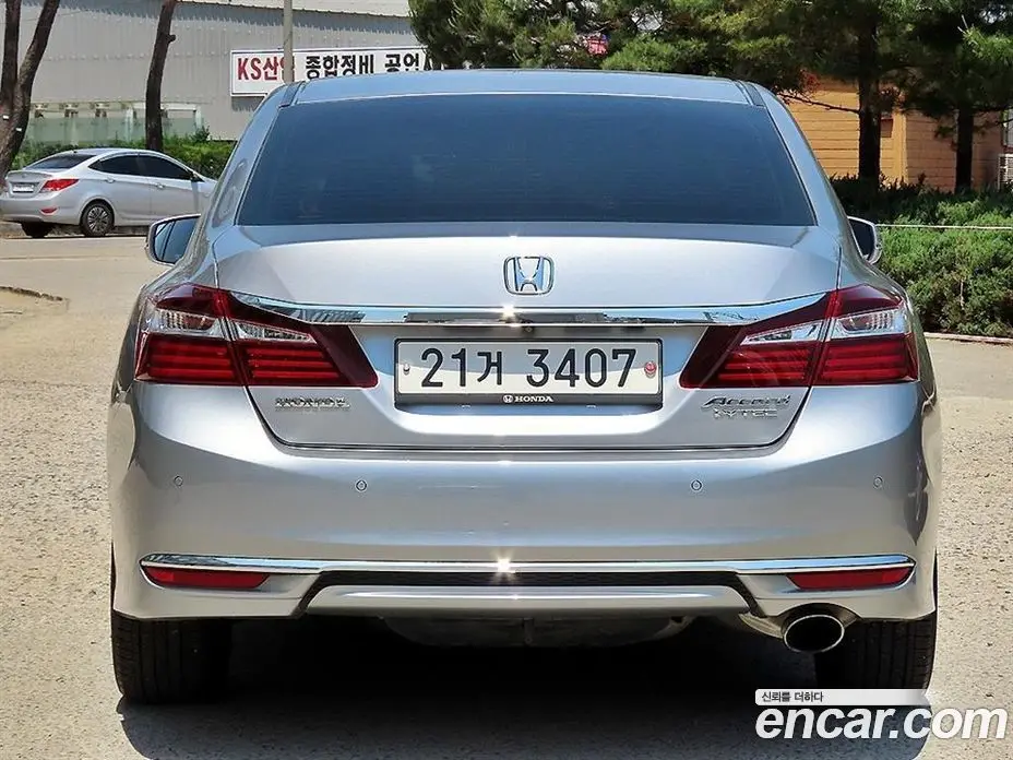 Honda Accord 2017 2.4 автомат (гидро), фото 4