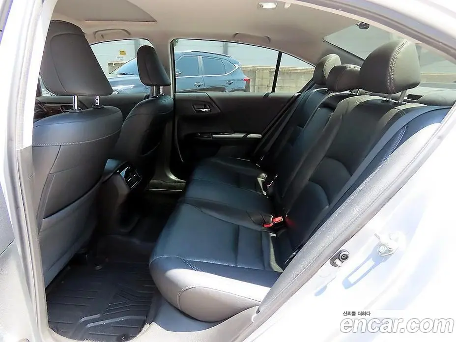 Honda Accord 2017 2.4 автомат (гидро), фото 6