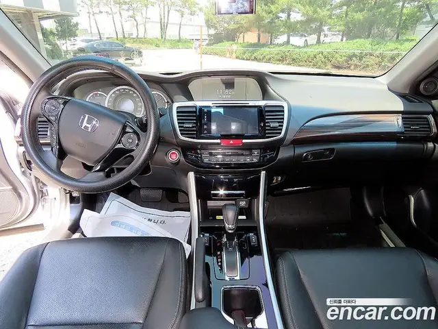 Honda Accord 2017 2.4 автомат (гидро), миниатюра 7