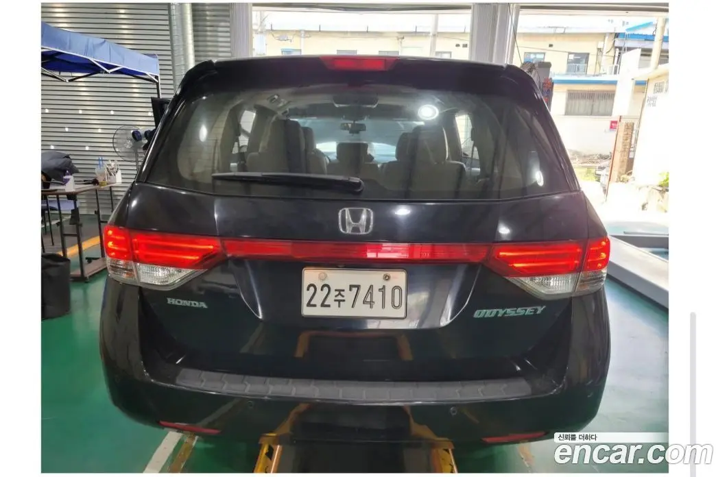 Honda Odyssey 2015 3.5 автомат (гидро), фото 3