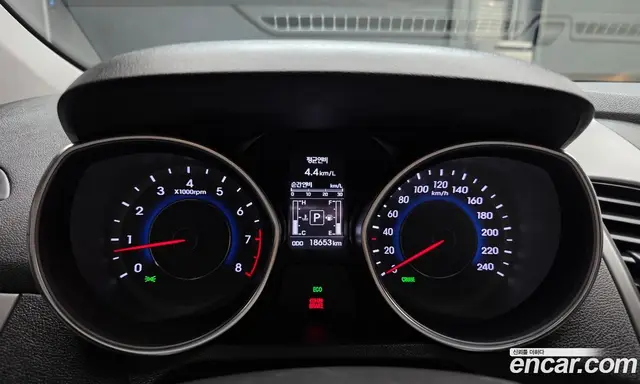 Hyundai Avante 2014 1.6 автомат (гидро), миниатюра 11