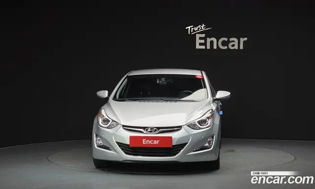 Hyundai Avante 2014 1.6 автомат (гидро), миниатюра 3