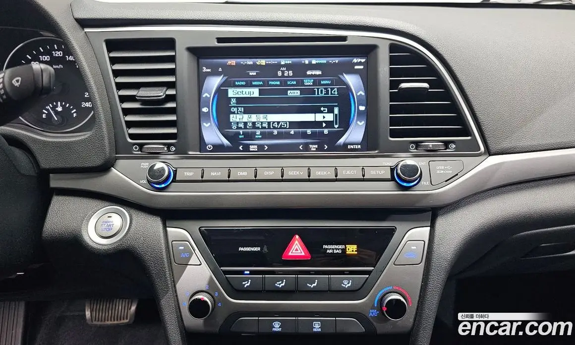 Hyundai Avante 2018 1.6 автомат (гидро), фото 13