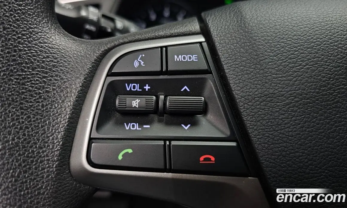 Hyundai Avante 2018 1.6 автомат (гидро), фото 18