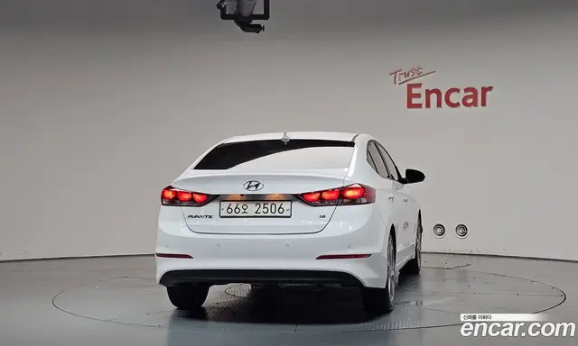 Hyundai Avante 2018 1.6 автомат (гидро), миниатюра 4