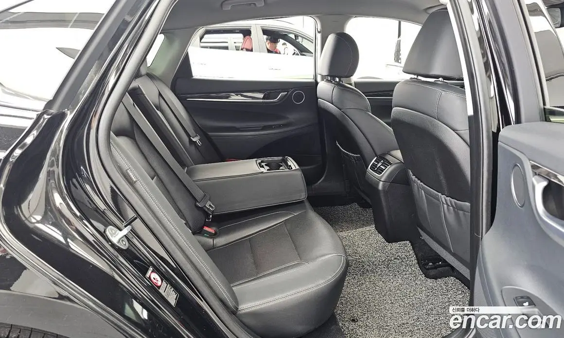 Hyundai Grandeur 2019 2.4 автомат (гидро), фото 18
