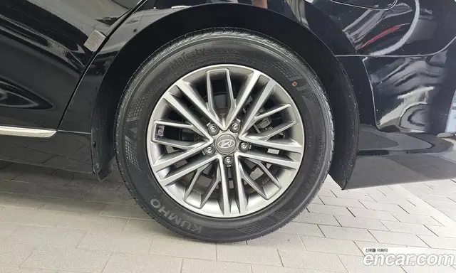 Hyundai Grandeur 2019 2.4 автомат (гидро), миниатюра 7