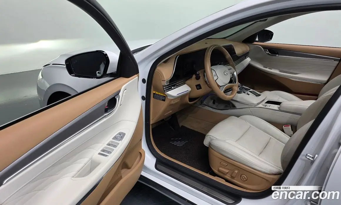 Hyundai Grandeur 2020 3.3 автомат (гидро), фото 13