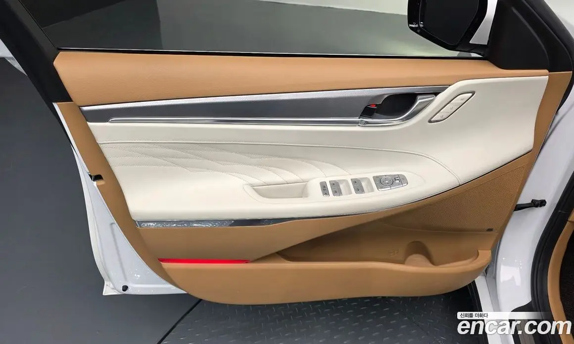 Hyundai Grandeur 2020 3.3 автомат (гидро), фото 14