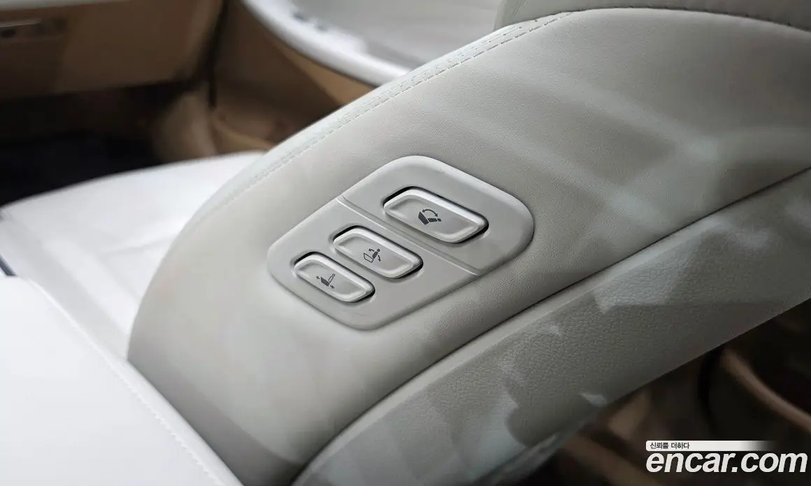 Hyundai Grandeur 2020 3.3 автомат (гидро), фото 30