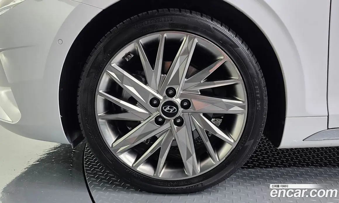 Hyundai Grandeur 2020 3.3 автомат (гидро), фото 5