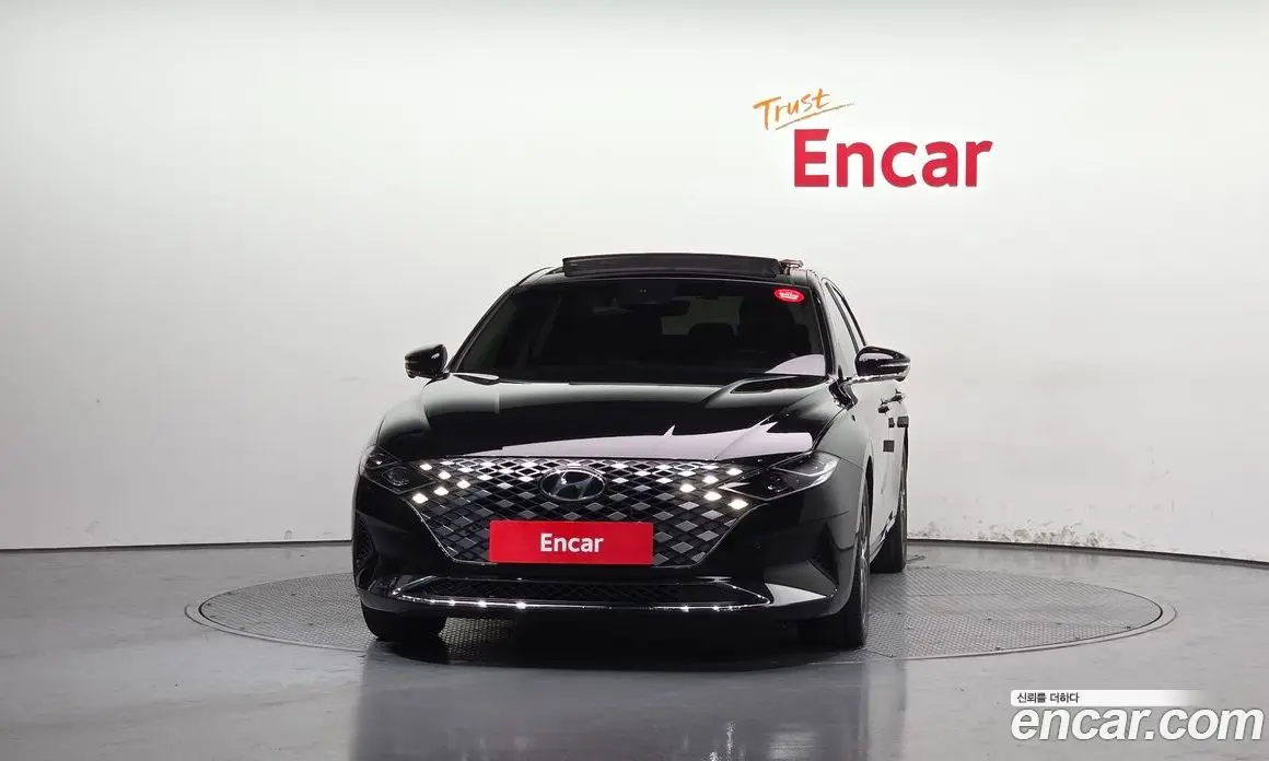 Hyundai Grandeur 2022 2.5 автомат (гидро), фото 3