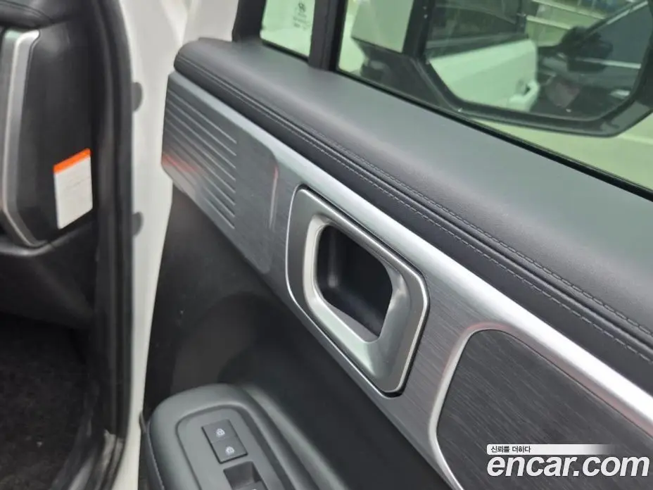 Hyundai Santa Fe 2024 1.6 автомат (гидро), фото 8