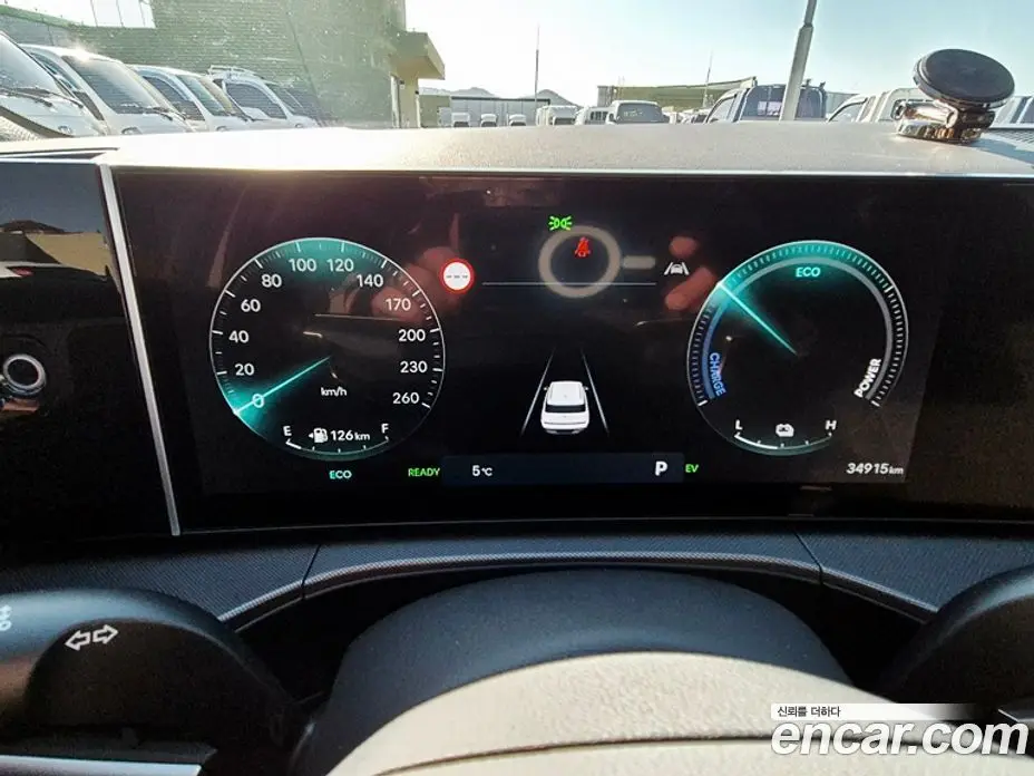 Hyundai Santa Fe 2024 1.6 автомат (гидро), фото 8