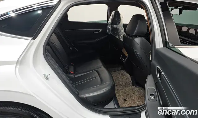 Hyundai Sonata 2024 2.0 автомат (гидро), миниатюра 11
