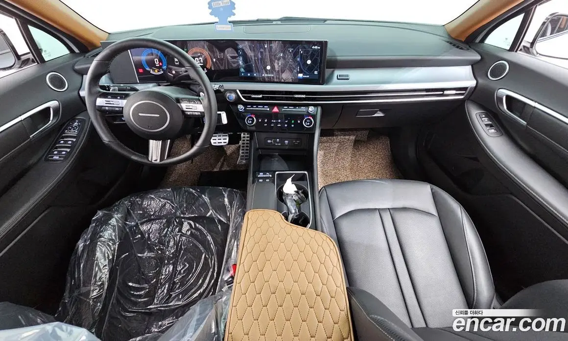 Hyundai Sonata 2024 2.0 автомат (гидро), фото 7