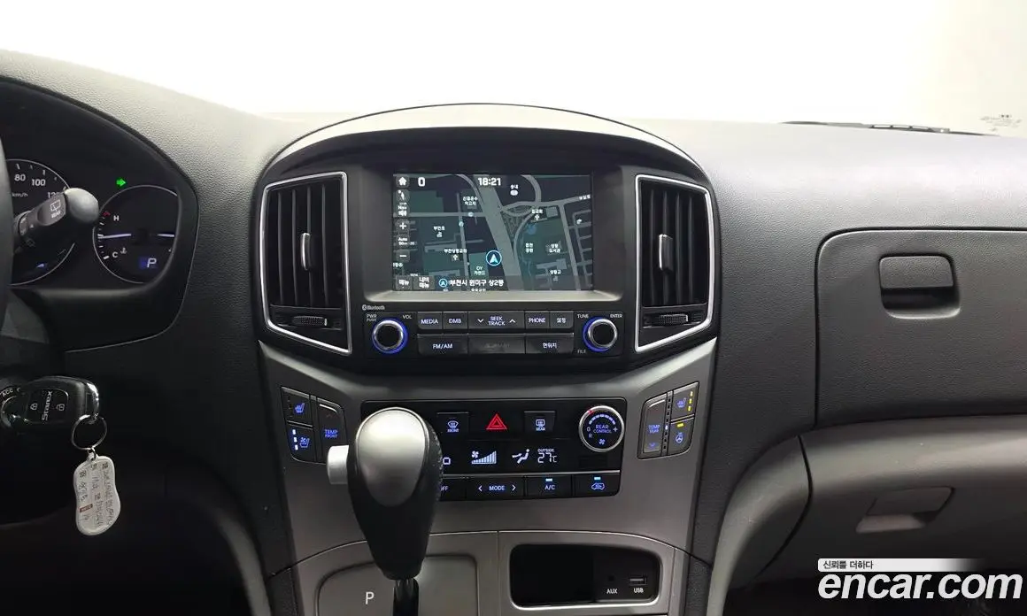 Hyundai Starex 2016 2.5 автомат (гидро), фото 21