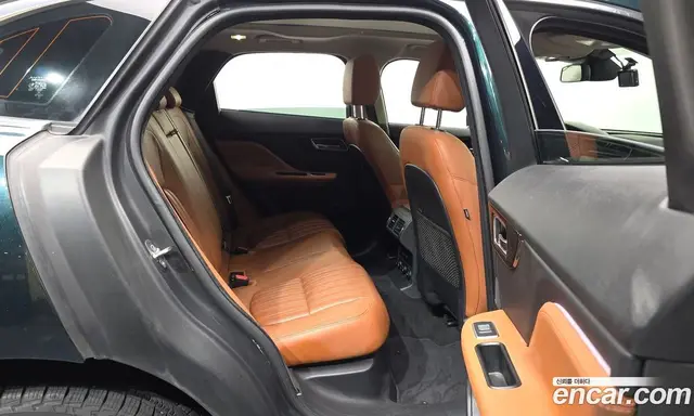 Jaguar F-Pace 2016 2.0 автомат (гидро), миниатюра 12