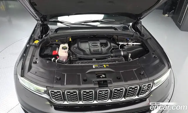 Jeep Cherokee 2022 3.6 автомат (гидро), миниатюра 6