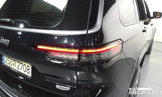 Jeep Cherokee 2022 3.6 автомат (гидро), миниатюра 9