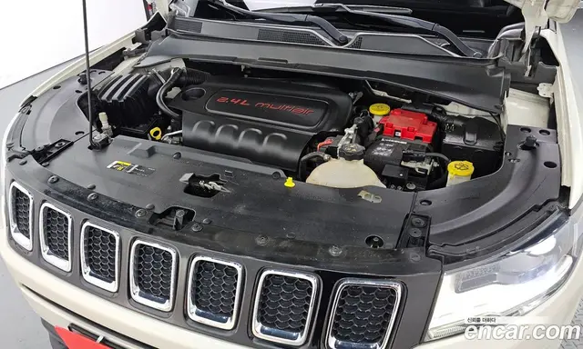 Jeep Compass 2020 2.4 автомат (гидро), миниатюра 6