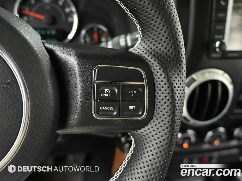 Jeep Wrangler 2016 3.6 автомат (гидро), фото 16