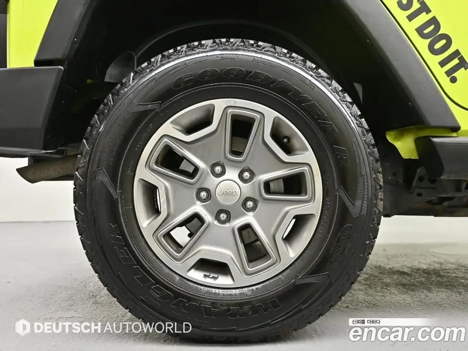 Jeep Wrangler 2016 3.6 автомат (гидро), фото 5