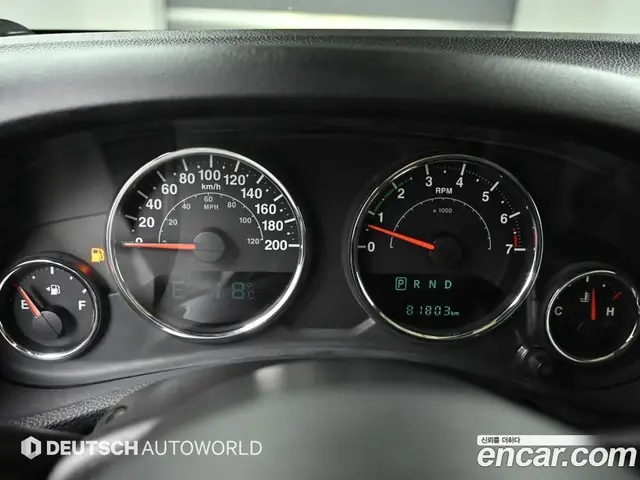 Jeep Wrangler 2016 3.6 автомат (гидро), миниатюра 8